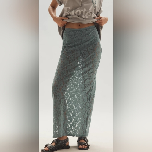 Anthropologie Dresses & Skirts - Anthropologie Sheer Lace Midi Skirt